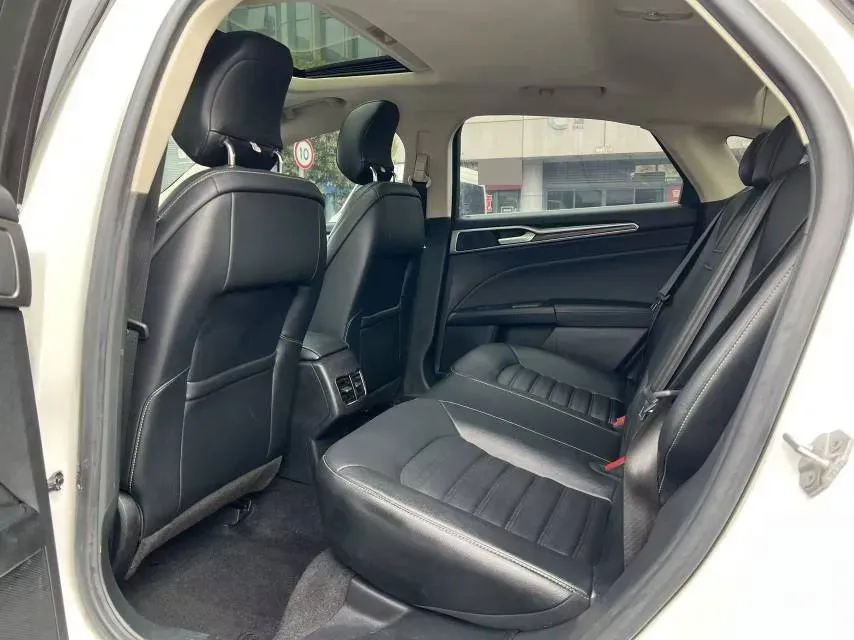 2020 Ford Mondeo 1.5T 182HP L4 6AT,autocango,china used car exporter,china ev exporter,chinese used car exporter,chinese used ev exporter