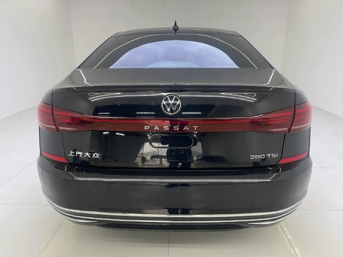 2023 Volkswagen Passat 1.4T 150HP L4 7DCT,autocango,china used car exporter,china ev exporter,chinese used car exporter,chinese used ev exporter