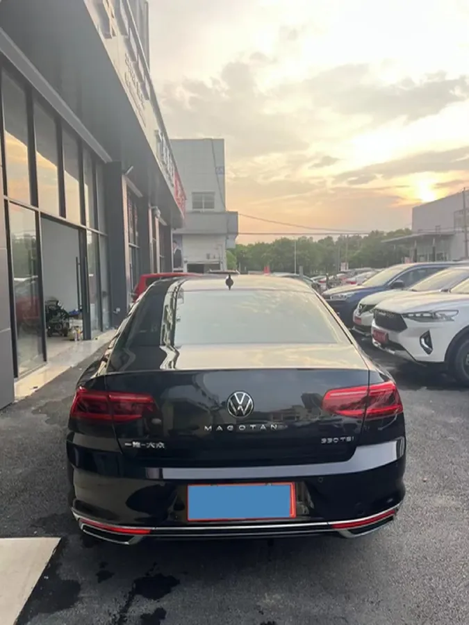 2020 Volkswagen Magotan 1.4T 150HP L4 7DCT,autocango,china used car exporter,china ev exporter,chinese used car exporter,chinese used ev exporter