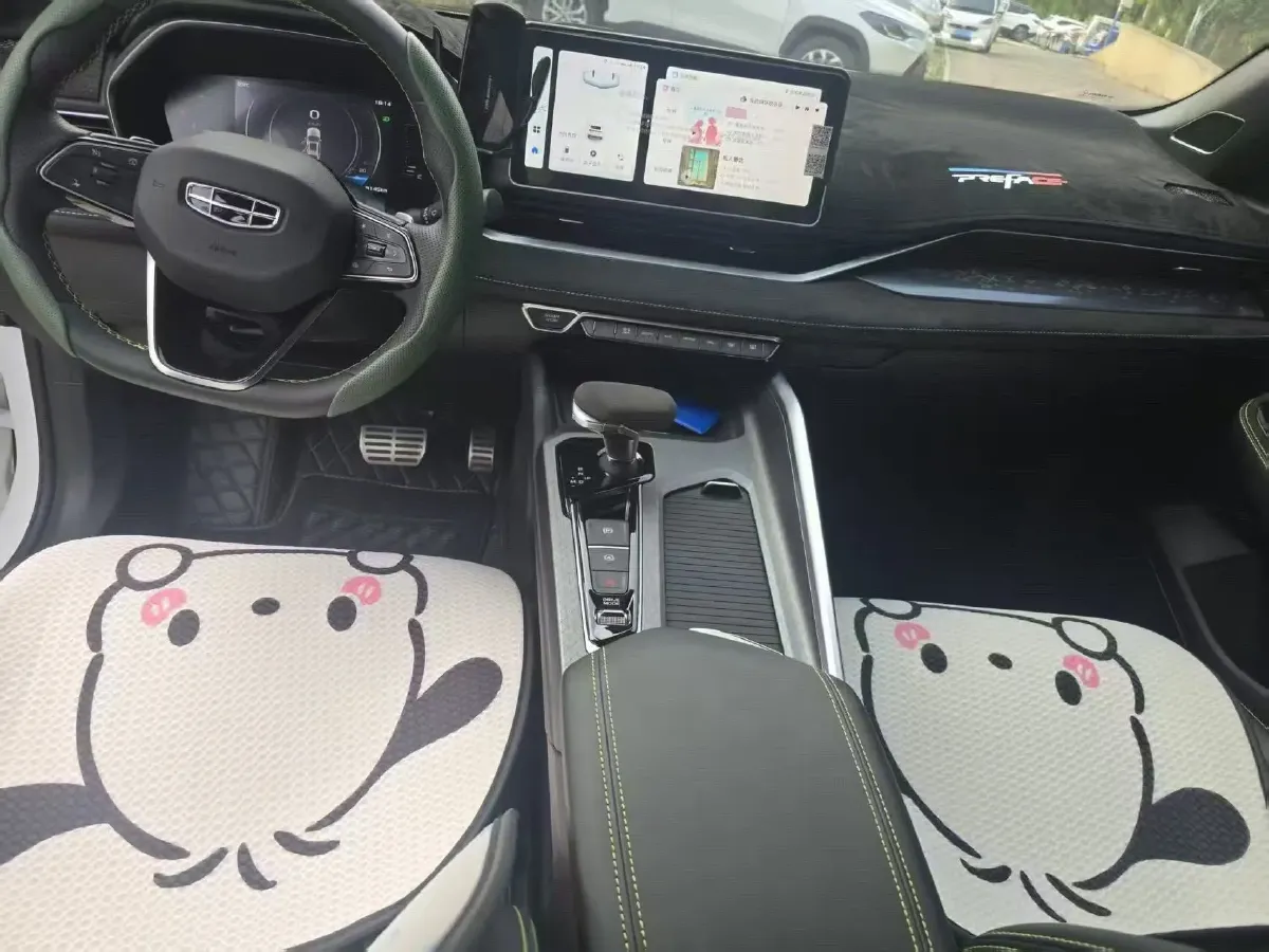 2023 Geely Preface 2.0T 190HP L4 7DCT,autocango,china used car exporter,china ev exporter,chinese used car exporter,chinese used ev exporter