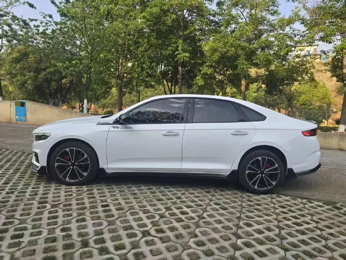 2023 Geely Preface 2.0T 190HP L4 7DCT,autocango,china used car exporter,china ev exporter,chinese used car exporter,chinese used ev exporter