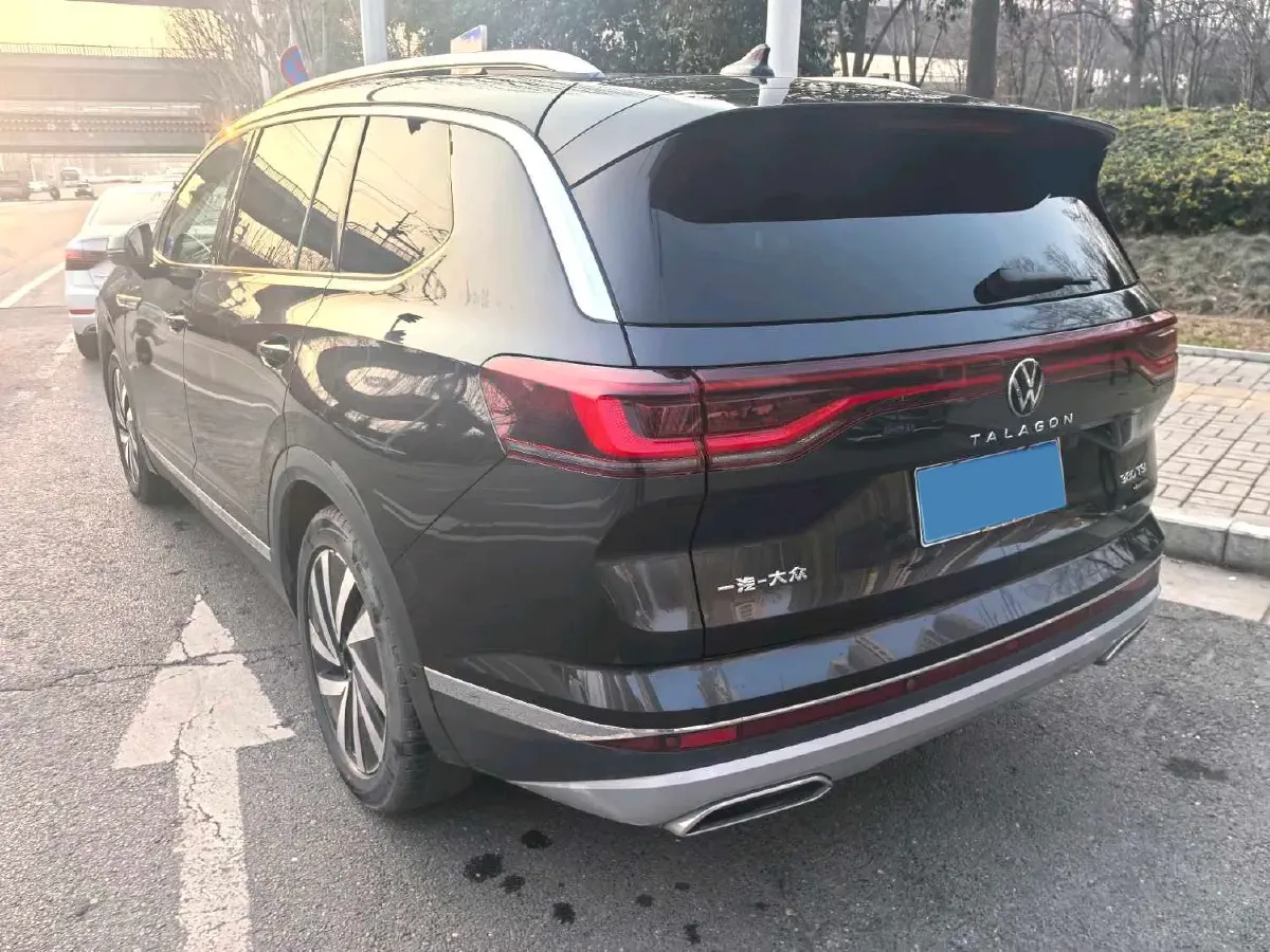 2021 Volkswagen Talagon 2.0T 220HP L4 7DCT,autocango,china used car exporter,china ev exporter,chinese used car exporter,chinese used ev exporter