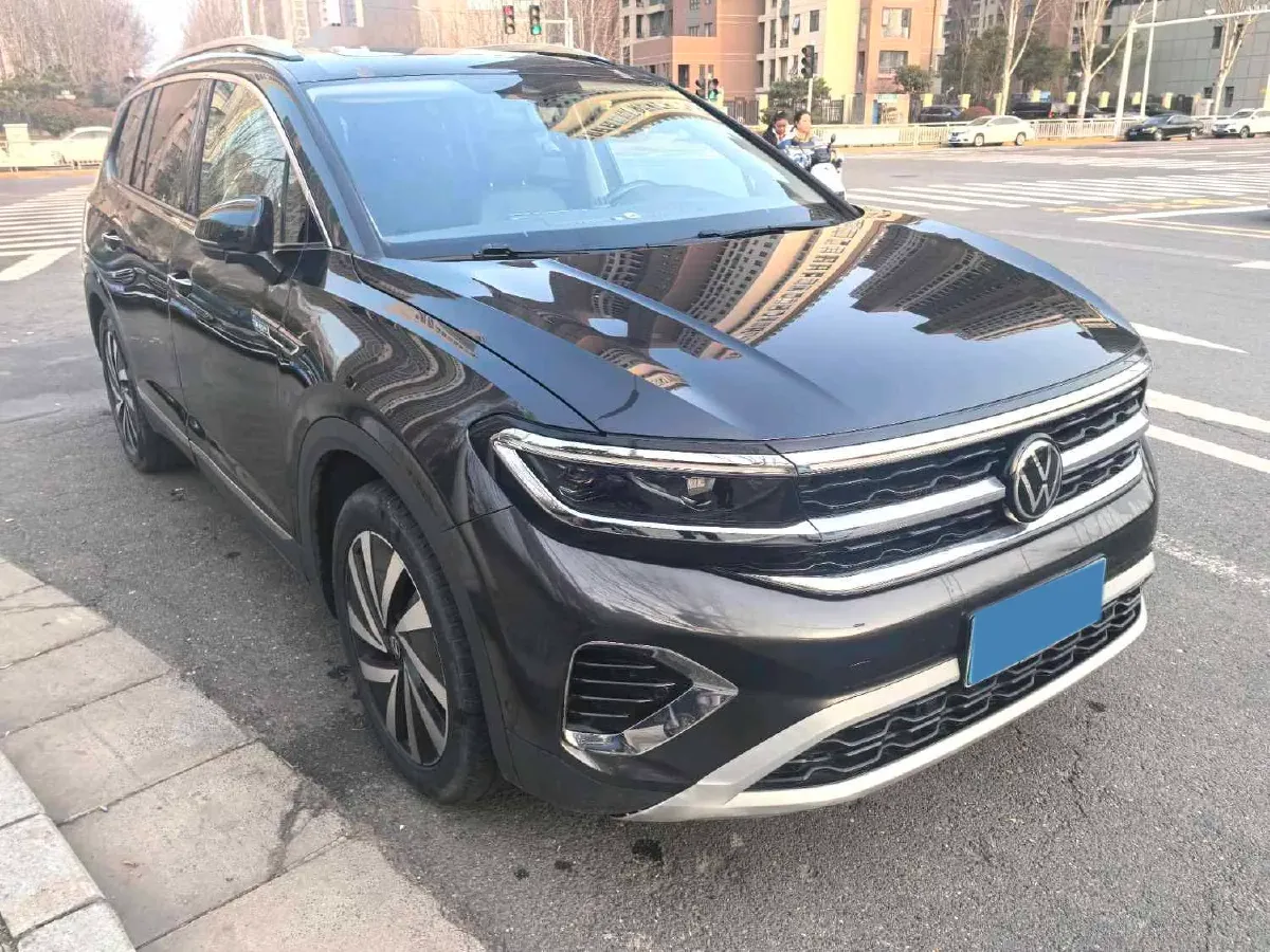 2021 Volkswagen Talagon 2.0T 220HP L4 7DCT,autocango,china used car exporter,china ev exporter,chinese used car exporter,chinese used ev exporter