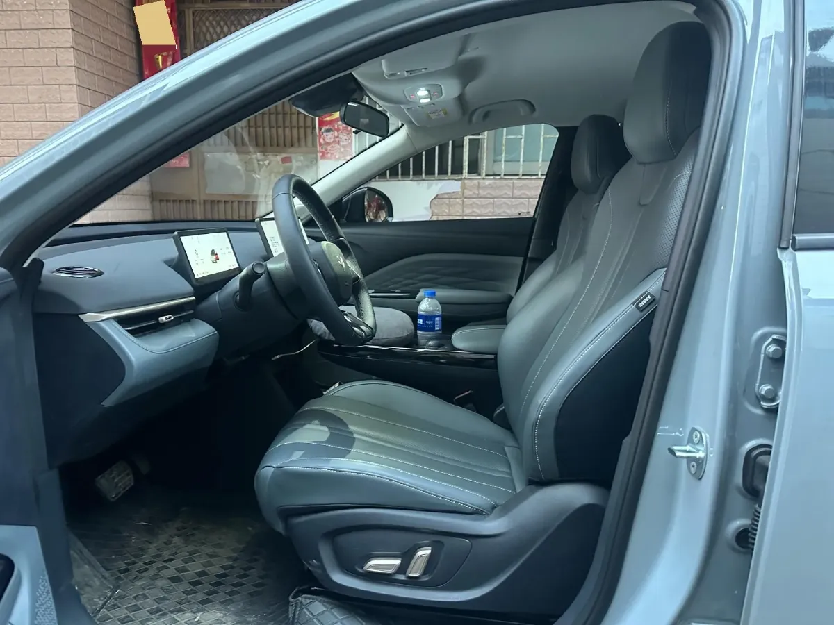 2025 ARCFOX T1 BEV,autocango,china used car exporter,china ev exporter,chinese used car exporter,chinese used ev exporter