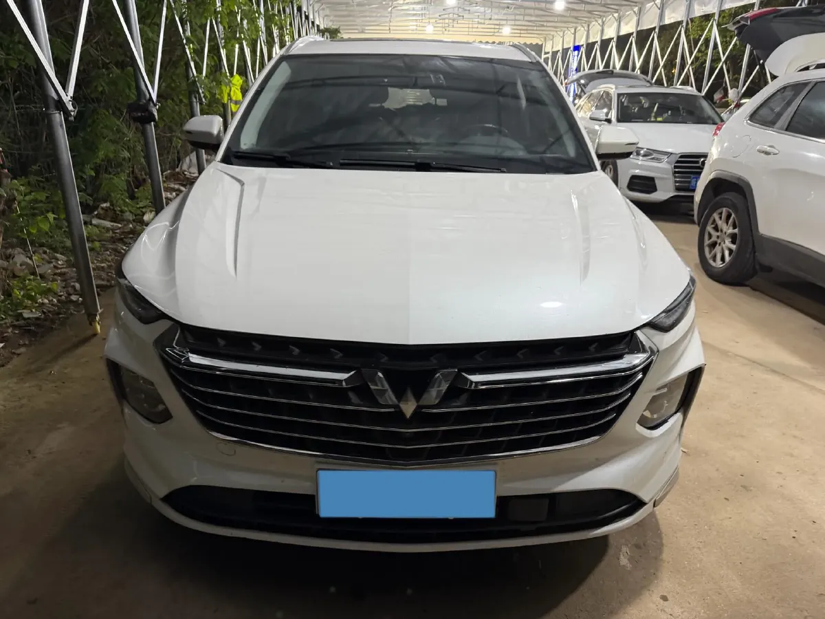 2020 WuLing KaiJie 1.5T 147HP L4 CVT,autocango,china used car exporter,china ev exporter,chinese used car exporter,chinese used ev exporter