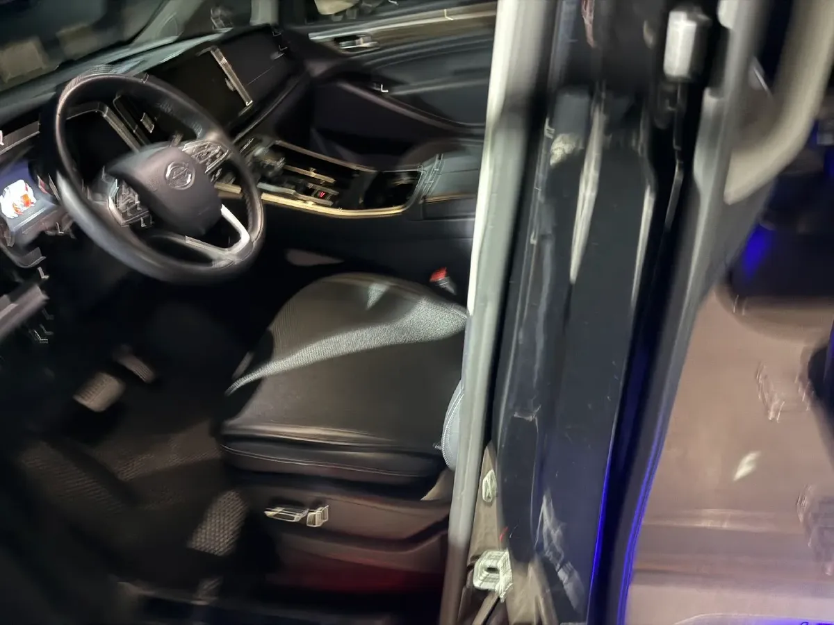 2023 GAC Trumpchi M8 2.0T 252HP L4 8AT,autocango,china used car exporter,china ev exporter,chinese used car exporter,chinese used ev exporter