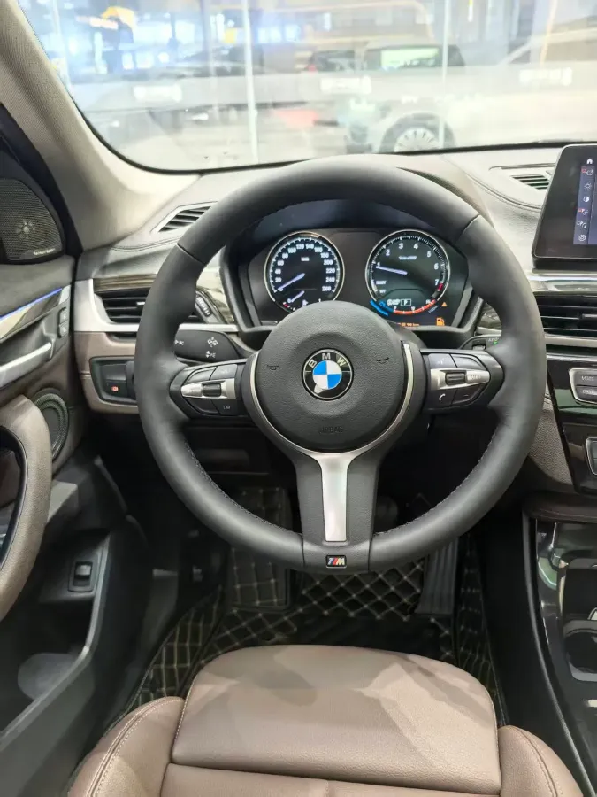 2022 BMW X1 2.0T 192HP L4 8AT,autocango,china used car exporter,china ev exporter,chinese used car exporter,chinese used ev exporter