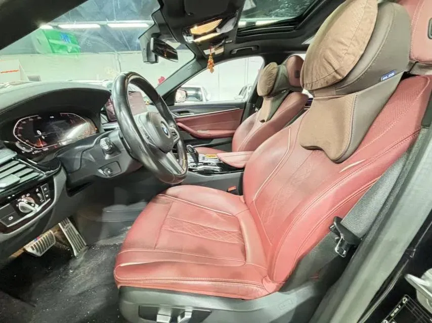 2021 BMW 5 Series 2.0T 252HP L4 8AT,autocango,china used car exporter,china ev exporter,chinese used car exporter,chinese used ev exporter