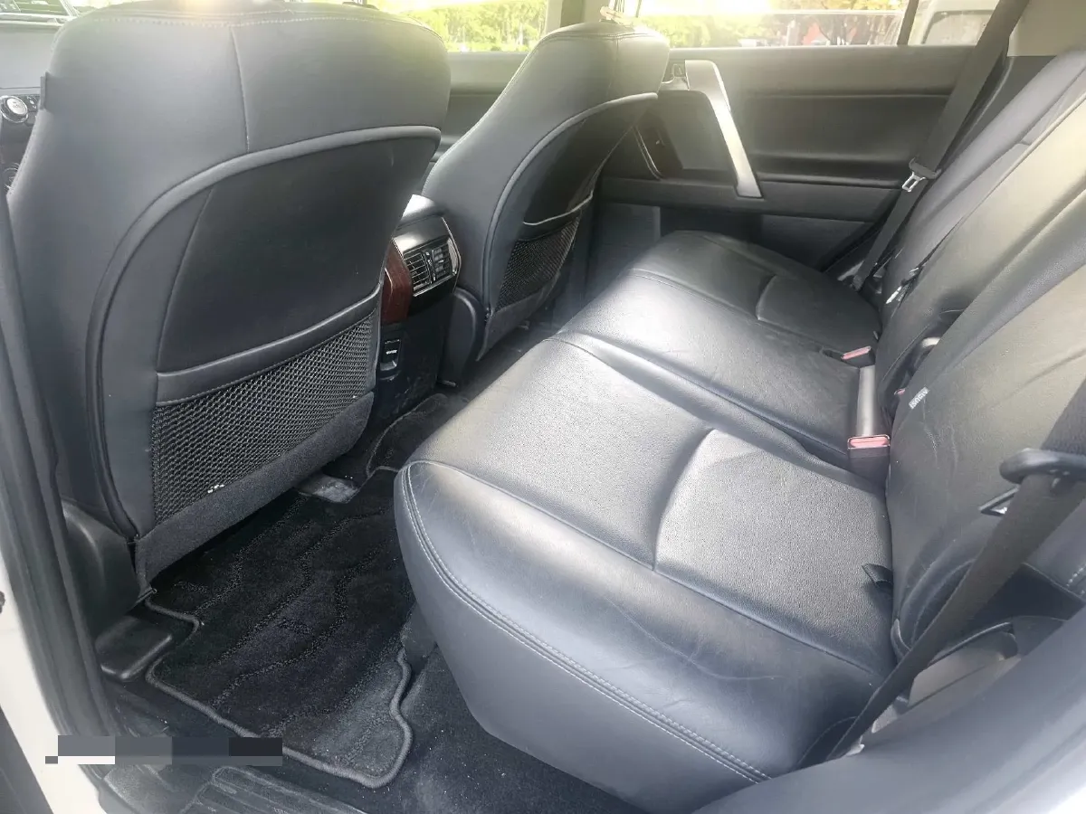 2014 Toyota Land Cruiser Prado 4.0L 275HP V6 5AT,autocango,china used car exporter,china ev exporter,chinese used car exporter,chinese used ev exporter