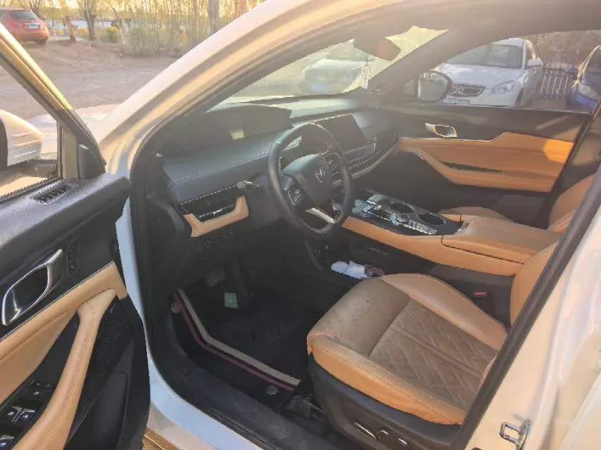 2021 ChangAn UNI-K 2.0T 233HP L4 8AT,autocango,china used car exporter,china ev exporter,chinese used car exporter,chinese used ev exporter