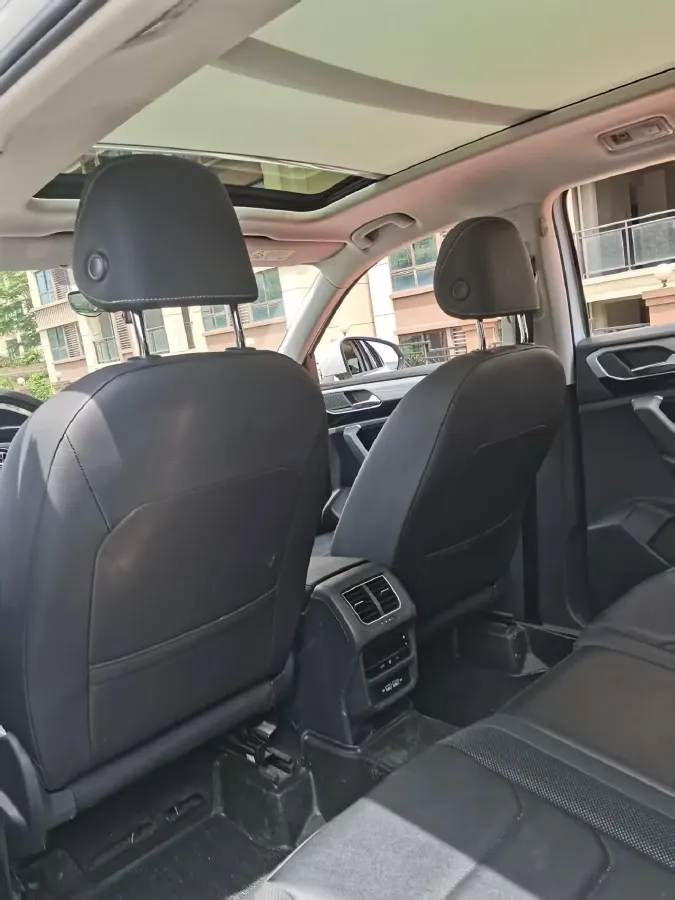 2021 Volkswagen Tayron 2.0T 186HP L4 7DCT,autocango,china used car exporter,china ev exporter,chinese used car exporter,chinese used ev exporter