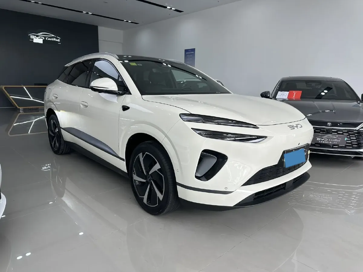 2025 LanDian E5 PLUS 1.5L 95HP L4 E-CVT PHEV,autocango,china used car exporter,china ev exporter,chinese used car exporter,chinese used ev exporter