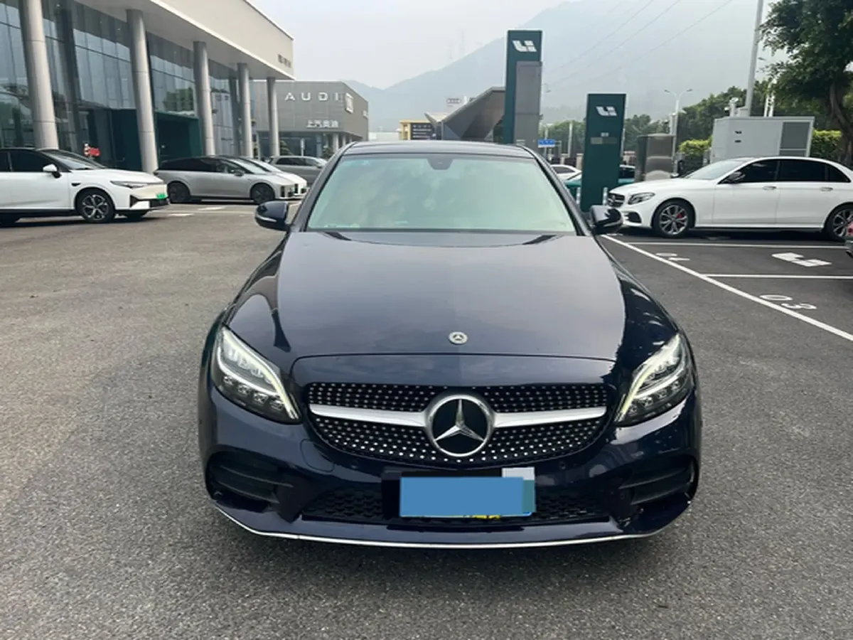 2020 Mercedes-Benz C Class 1.5T 184HP L4 9AT,autocango,china used car exporter,china ev exporter,chinese used car exporter,chinese used ev exporter