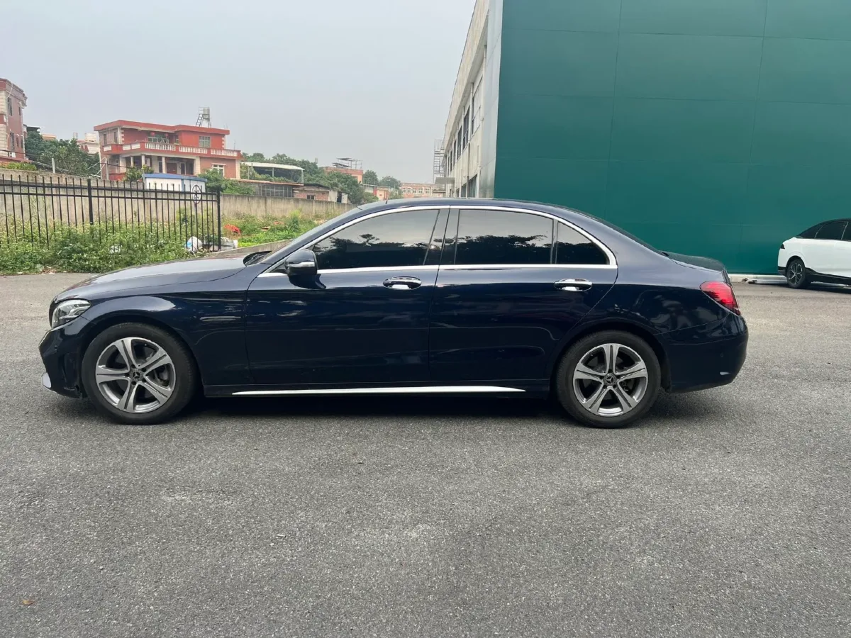 2020 Mercedes-Benz C Class 1.5T 184HP L4 9AT,autocango,china used car exporter,china ev exporter,chinese used car exporter,chinese used ev exporter