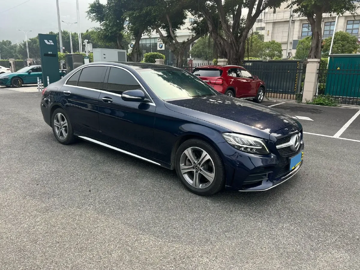 2020 Mercedes-Benz C Class 1.5T 184HP L4 9AT,autocango,china used car exporter,china ev exporter,chinese used car exporter,chinese used ev exporter