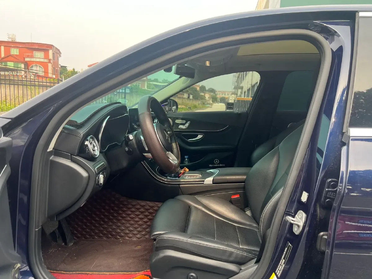 2020 Mercedes-Benz C Class 1.5T 184HP L4 9AT,autocango,china used car exporter,china ev exporter,chinese used car exporter,chinese used ev exporter