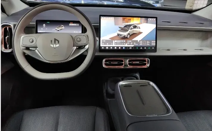 2025 Leapmotor B10 BEV 67.1KWH,autocango,china used car exporter,china ev exporter,chinese used car exporter,chinese used ev exporter