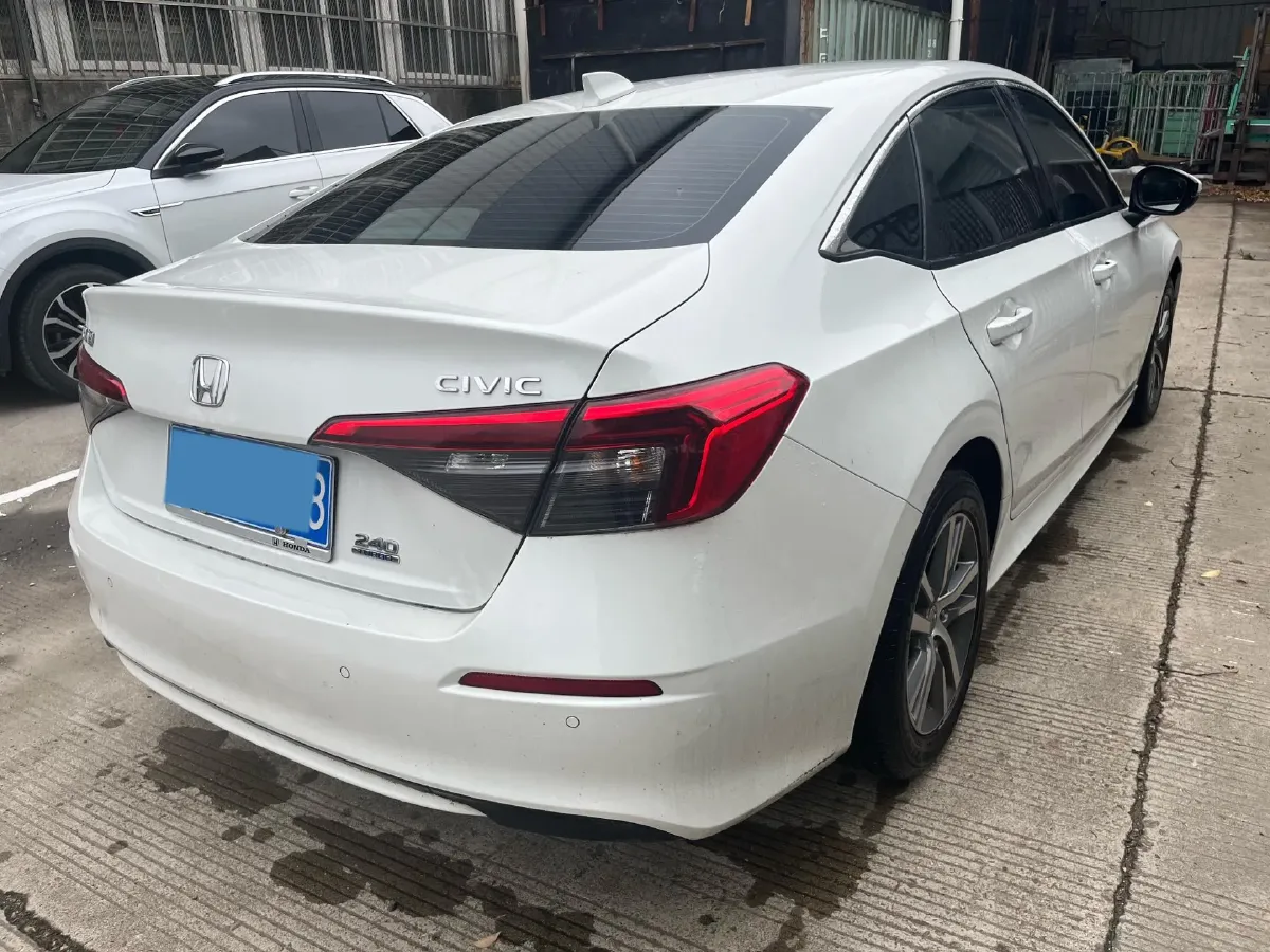 2023 Honda Civic 1.5T 182HP L4 CVT,autocango,china used car exporter,china ev exporter,chinese used car exporter,chinese used ev exporter