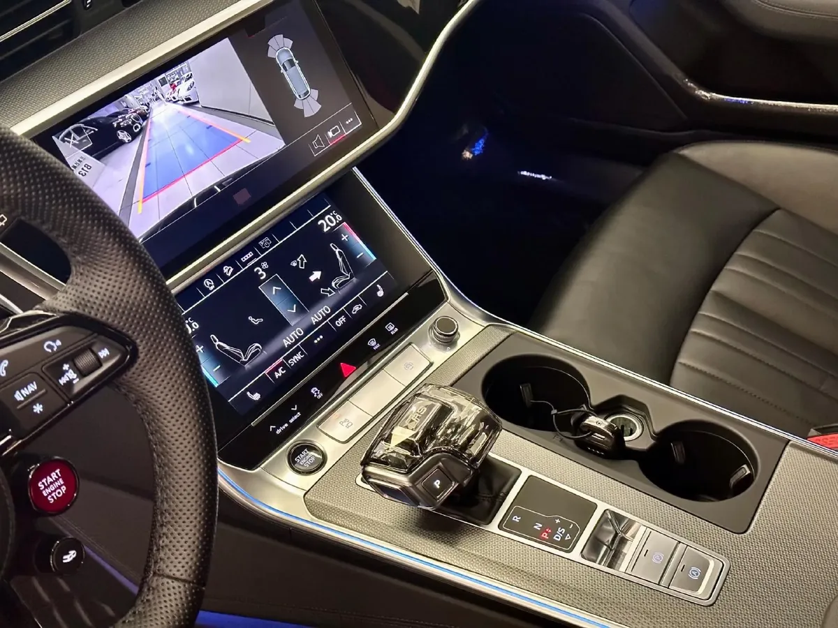 2022 Audi A6 3.0T 340HP V6 7DCT,autocango,china used car exporter,china ev exporter,chinese used car exporter,chinese used ev exporter