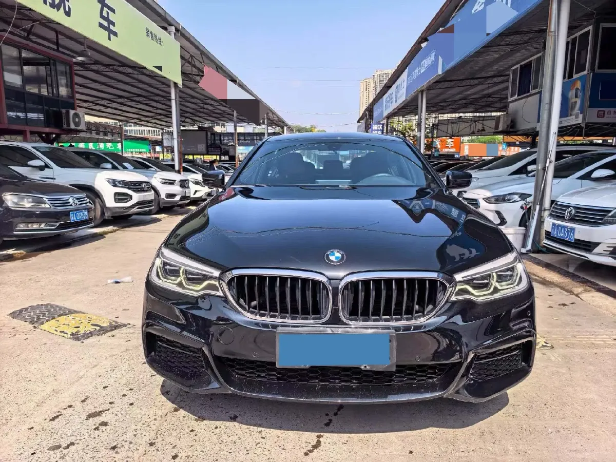 2020 BMW 5 Series 2.0T 252HP L4 8AT,autocango,china used car exporter,china ev exporter,chinese used car exporter,chinese used ev exporter