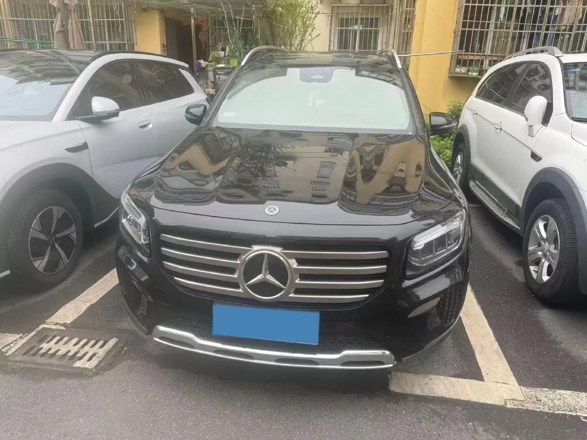 2024 Mercedes-Benz GLB Class 2.0T 190HP L4 8DCT,autocango,china used car exporter,china ev exporter,chinese used car exporter,chinese used ev exporter