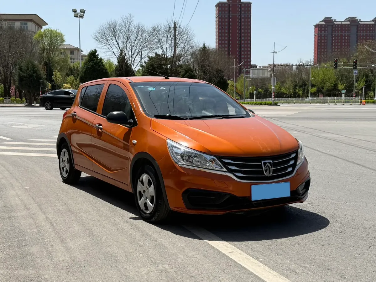 2016 BaoJun 310 1.2L 82HP L4 5MT,autocango,china used car exporter,china ev exporter,chinese used car exporter,chinese used ev exporter