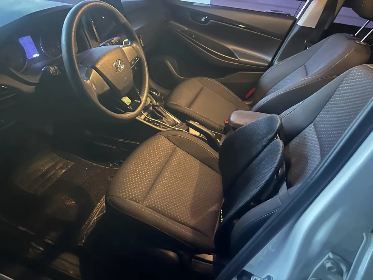 2020 Hyundai Celesta 1.6L 123HP L4 6AT,autocango,china used car exporter,china ev exporter,chinese used car exporter,chinese used ev exporter