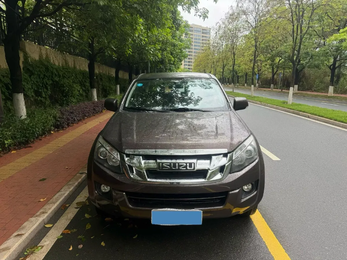 2019 Isuzu LingTuo 2.5T 129HP L4 6AT,autocango,china used car exporter,china ev exporter,chinese used car exporter,chinese used ev exporter