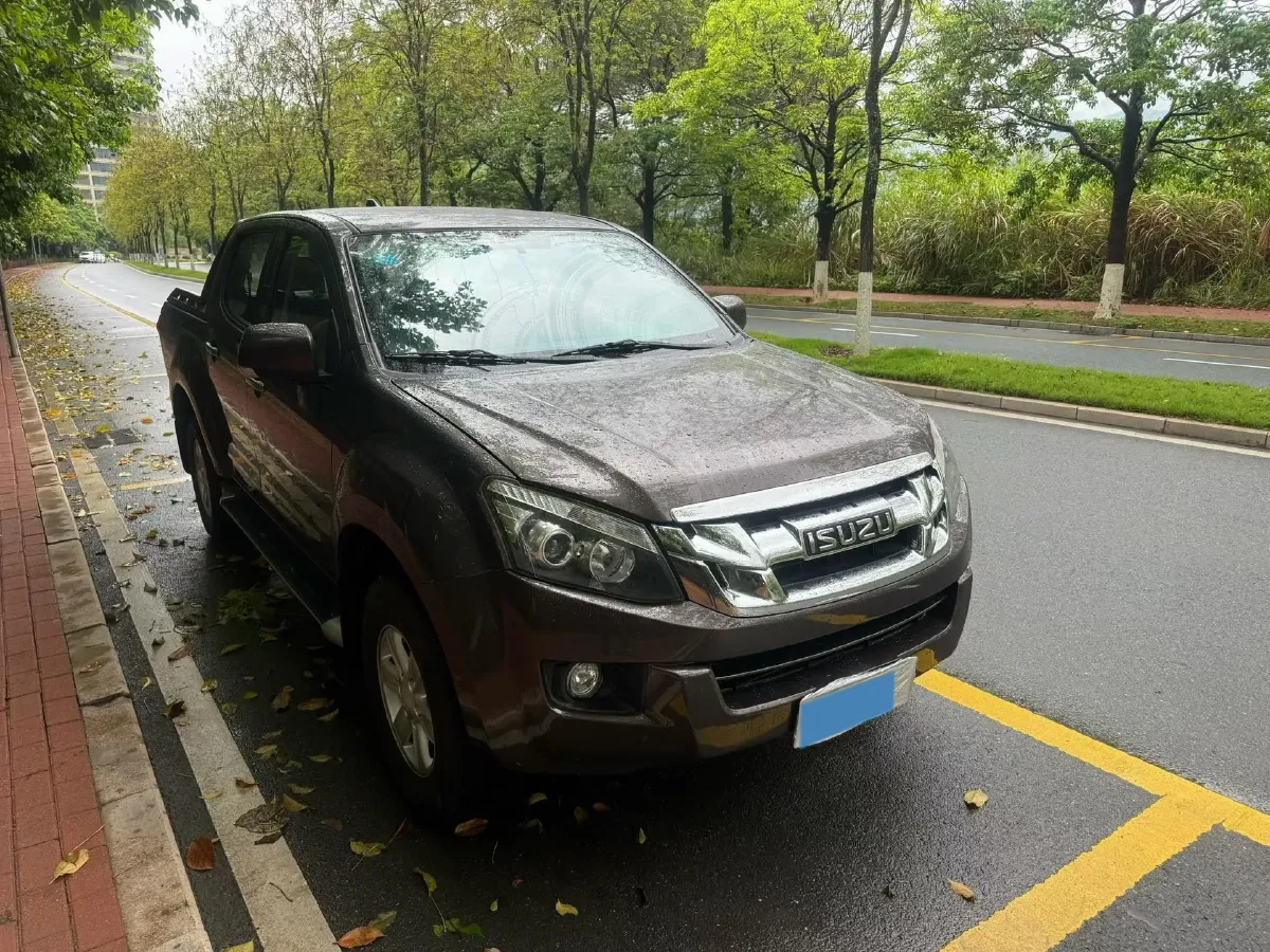 2019 Isuzu LingTuo 2.5T 129HP L4 6AT,autocango,china used car exporter,china ev exporter,chinese used car exporter,chinese used ev exporter