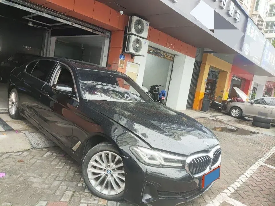 2021 BMW 5 Series 2.0T 252HP L4 8AT,autocango,china used car exporter,china ev exporter,chinese used car exporter,chinese used ev exporter