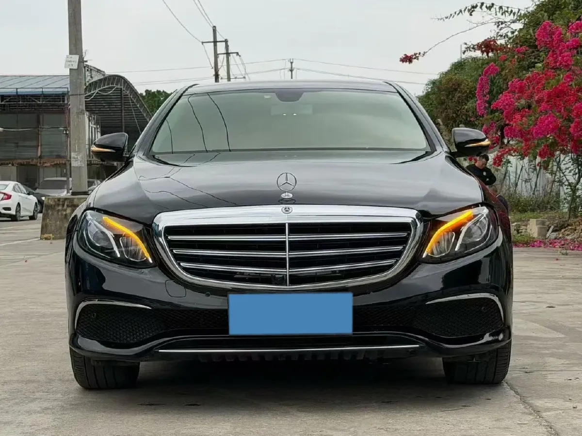 2020 Mercedes-Benz E Class 2.0T 258HP L4 9AT,autocango,china used car exporter,china ev exporter,chinese used car exporter,chinese used ev exporter