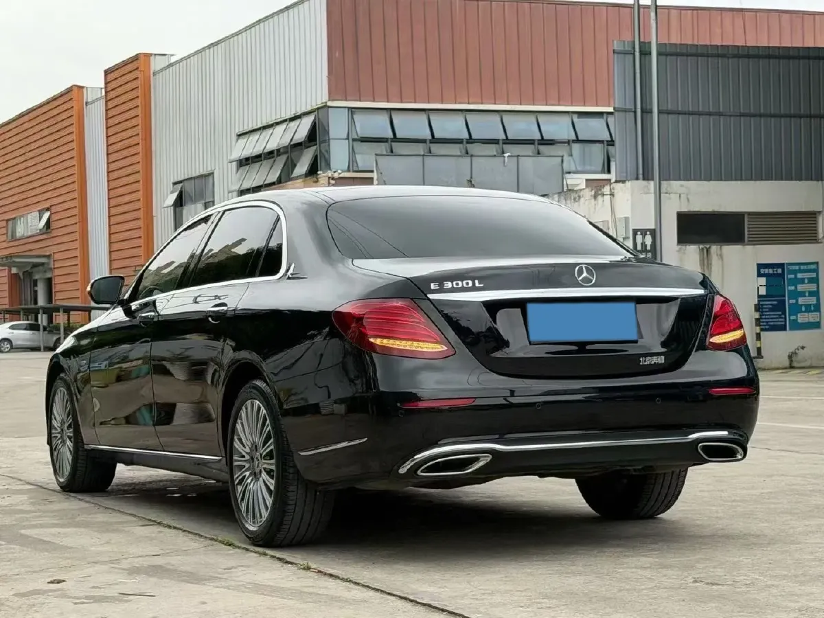 2020 Mercedes-Benz E Class 2.0T 258HP L4 9AT,autocango,china used car exporter,china ev exporter,chinese used car exporter,chinese used ev exporter