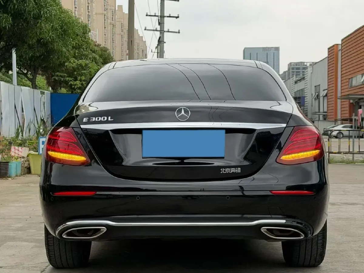 2020 Mercedes-Benz E Class 2.0T 258HP L4 9AT,autocango,china used car exporter,china ev exporter,chinese used car exporter,chinese used ev exporter