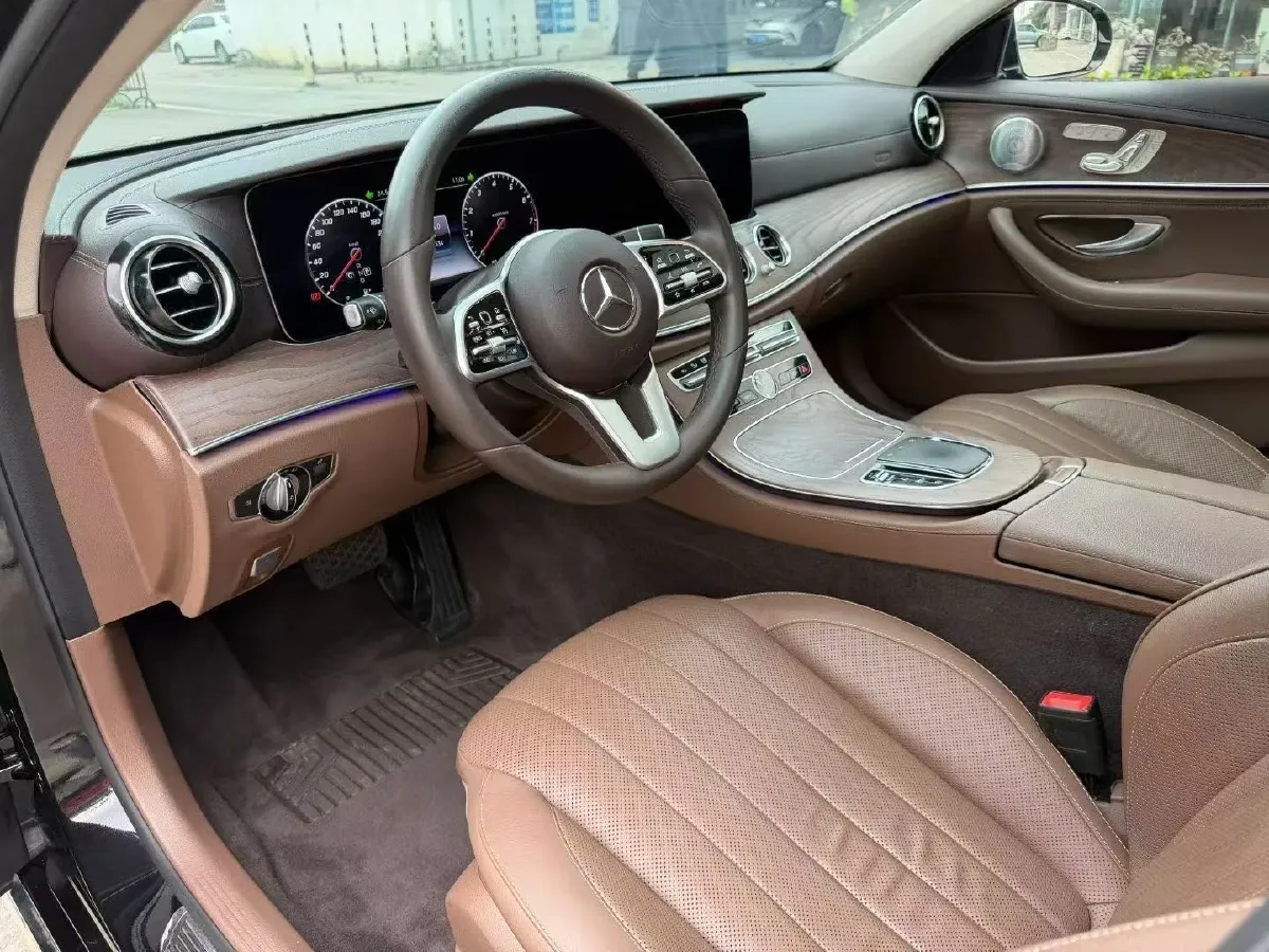 2020 Mercedes-Benz E Class 2.0T 258HP L4 9AT,autocango,china used car exporter,china ev exporter,chinese used car exporter,chinese used ev exporter