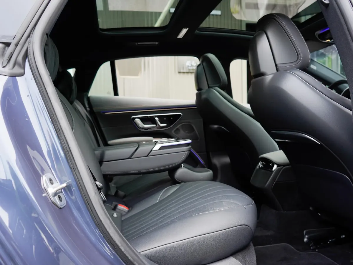 2023 Mercedes-Benz EQS Class BEV 111.8KWH,autocango,china used car exporter,china ev exporter,chinese used car exporter,chinese used ev exporter