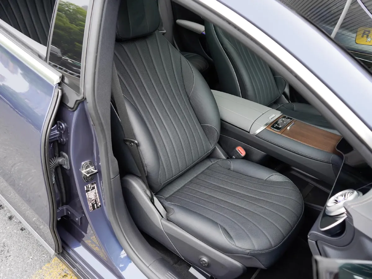 2023 Mercedes-Benz EQS Class BEV 111.8KWH,autocango,china used car exporter,china ev exporter,chinese used car exporter,chinese used ev exporter