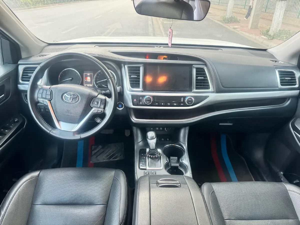 2019 Lincoln MKC 2.0T 203HP L4 6AT,autocango,china used car exporter,china ev exporter,chinese used car exporter,chinese used ev exporter