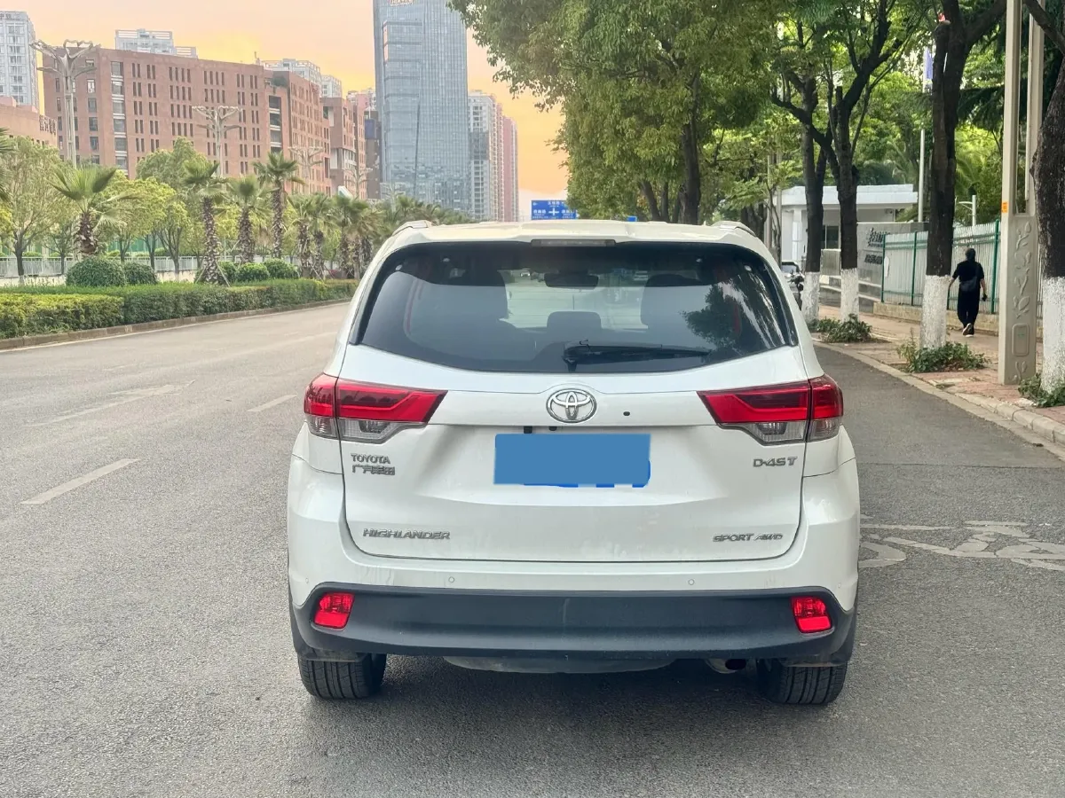 2019 Lincoln MKC 2.0T 203HP L4 6AT,autocango,china used car exporter,china ev exporter,chinese used car exporter,chinese used ev exporter