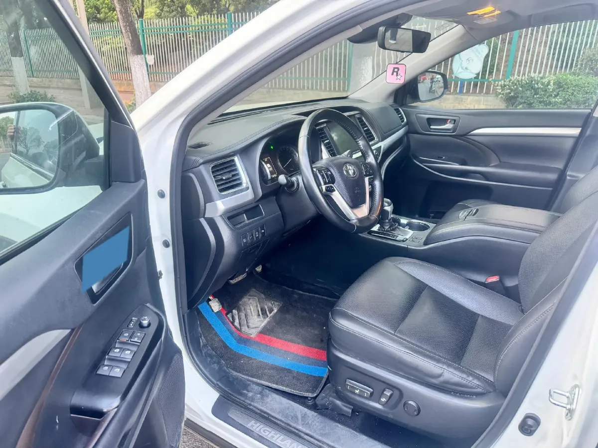 2019 Lincoln MKC 2.0T 203HP L4 6AT,autocango,china used car exporter,china ev exporter,chinese used car exporter,chinese used ev exporter