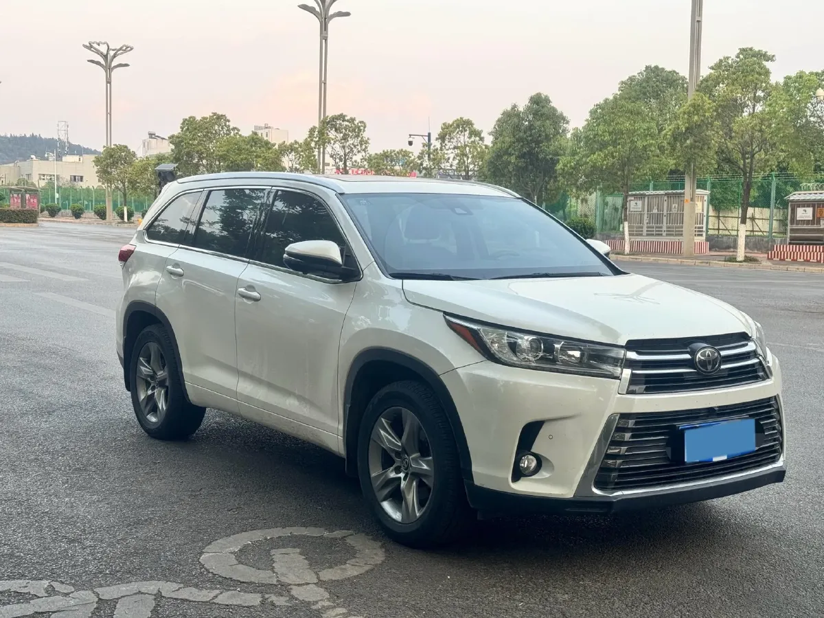 2019 Lincoln MKC 2.0T 203HP L4 6AT,autocango,china used car exporter,china ev exporter,chinese used car exporter,chinese used ev exporter