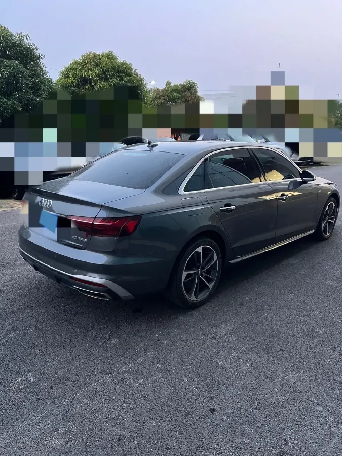 2021 Audi A4L 2.0T 190HP L4 7DCT,autocango,china used car exporter,china ev exporter,chinese used car exporter,chinese used ev exporter