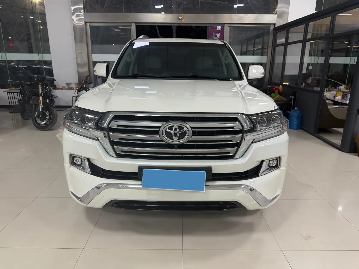 2019 Chevrolet Trax 1.0T 125HP L3 6AT,autocango,china used car exporter,china ev exporter,chinese used car exporter,chinese used ev exporter