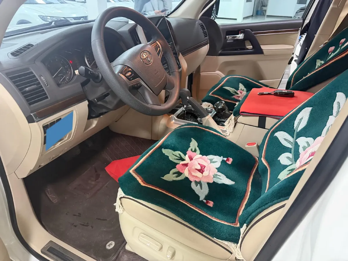 2019 Chevrolet Trax 1.0T 125HP L3 6AT,autocango,china used car exporter,china ev exporter,chinese used car exporter,chinese used ev exporter