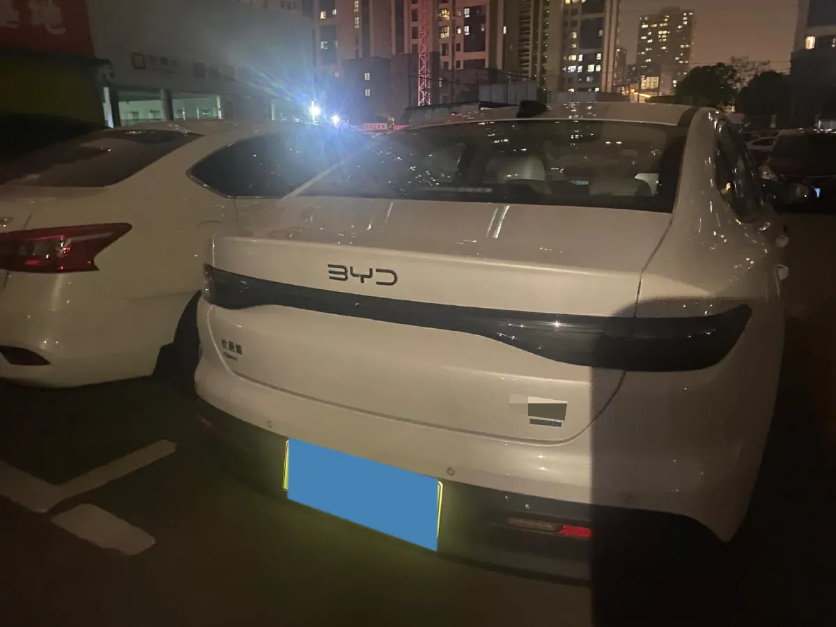 2025 BYD Seal05 DM-i 1.5L 101HP L4 E-CVT PHEV 7.68KWH,autocango,china used car exporter,china ev exporter,chinese used car exporter,chinese used ev exporter