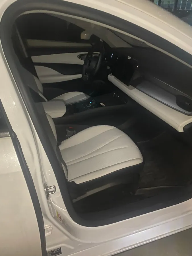 2025 BYD Seal05 DM-i 1.5L 101HP L4 E-CVT PHEV 7.68KWH,autocango,china used car exporter,china ev exporter,chinese used car exporter,chinese used ev exporter