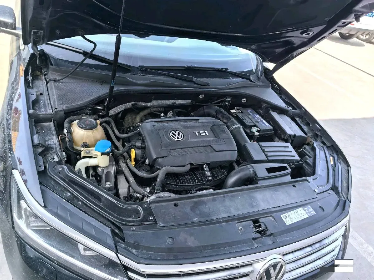 2017 Volkswagen Passat 1.8T 180HP L4 7DCT,autocango,china used car exporter,china ev exporter,chinese used car exporter,chinese used ev exporter