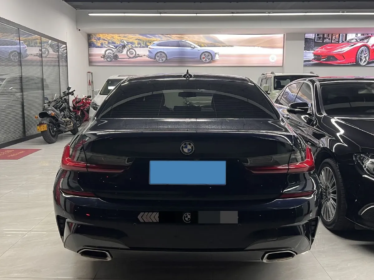 2022 BMW 3 Series 2.0T 184HP L4 8AT,autocango,china used car exporter,china ev exporter,chinese used car exporter,chinese used ev exporter