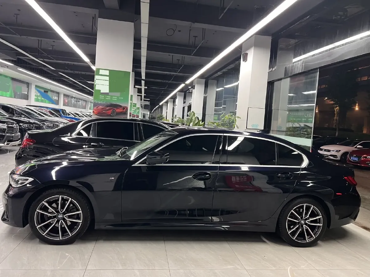 2022 BMW 3 Series 2.0T 184HP L4 8AT,autocango,china used car exporter,china ev exporter,chinese used car exporter,chinese used ev exporter