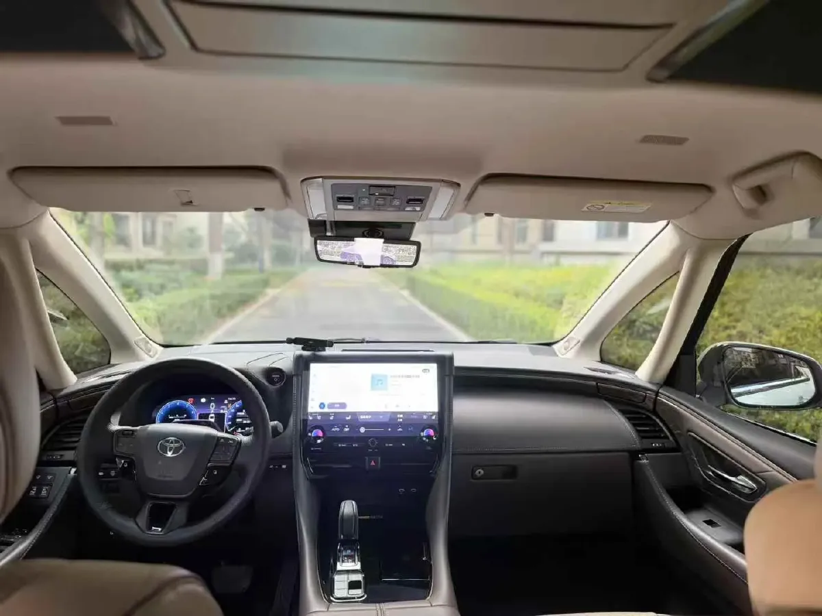 2024 Toyota Alphard 2.5L 190HP L4 E-CVT Hybrid,autocango,china used car exporter,china ev exporter,chinese used car exporter,chinese used ev exporter