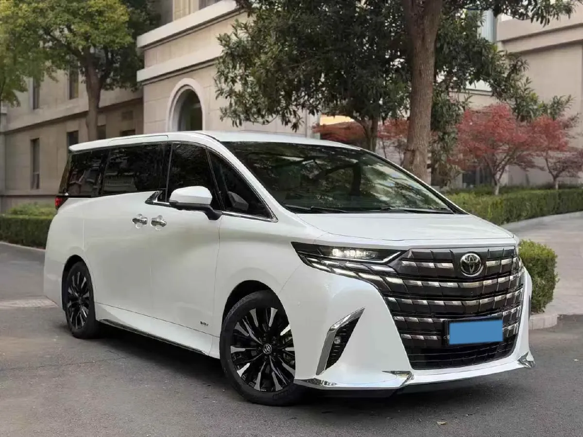 2024 Toyota Alphard 2.5L 190HP L4 E-CVT Hybrid,autocango,china used car exporter,china ev exporter,chinese used car exporter,chinese used ev exporter